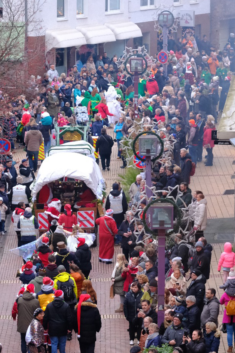 Impression 54 der ersten Jülicher Weihnachtsparade 2024