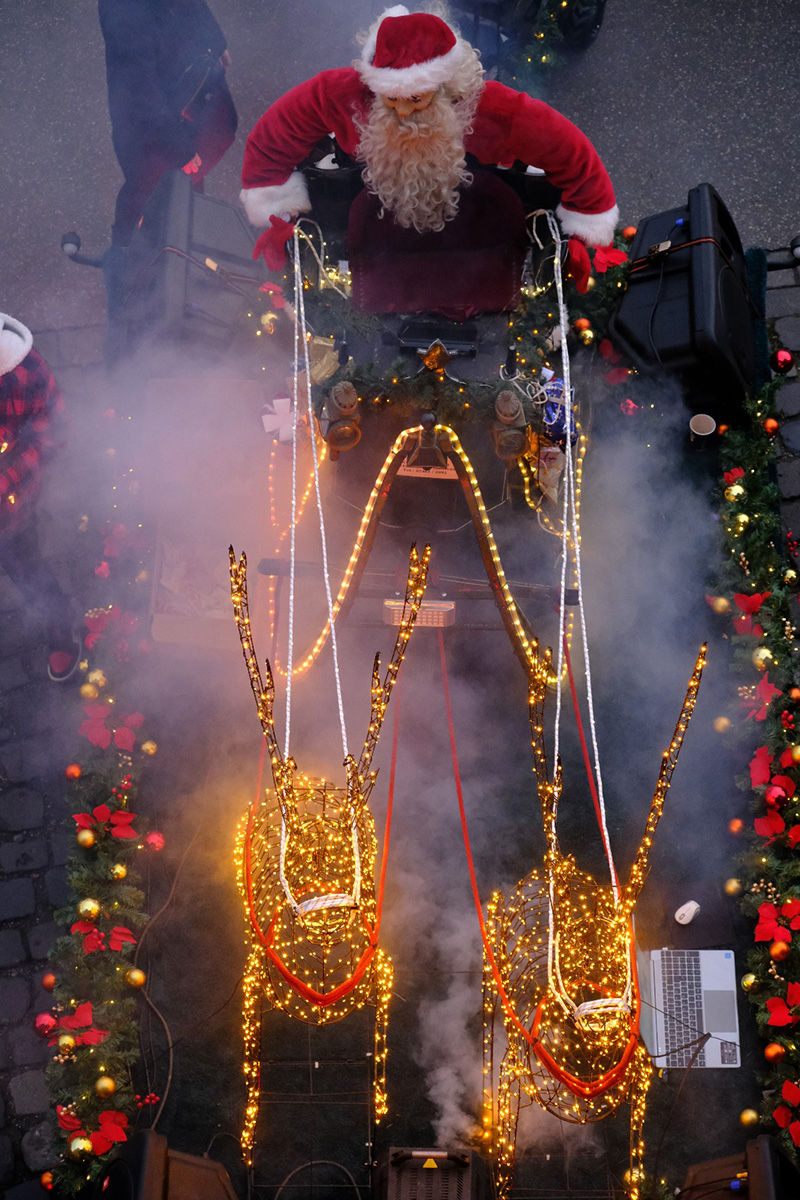 Impression 55 der ersten Jülicher Weihnachtsparade 2024