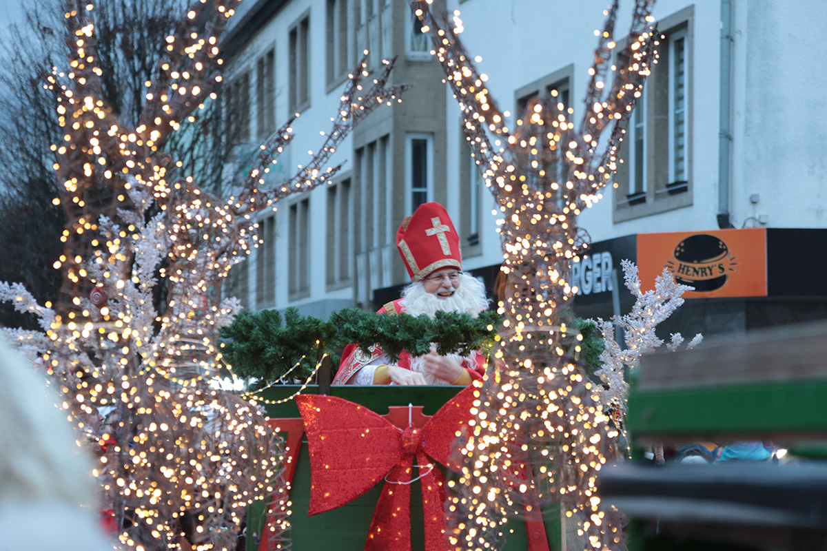 Impression 61 der ersten Jülicher Weihnachtsparade 2024