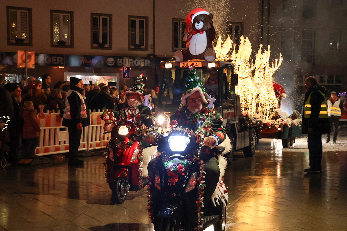 Impression 13 der Jülicher Weihnachtsparade 2025