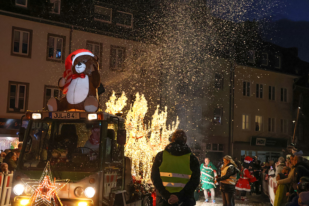 Impression 15 der Jülicher Weihnachtsparade 2025