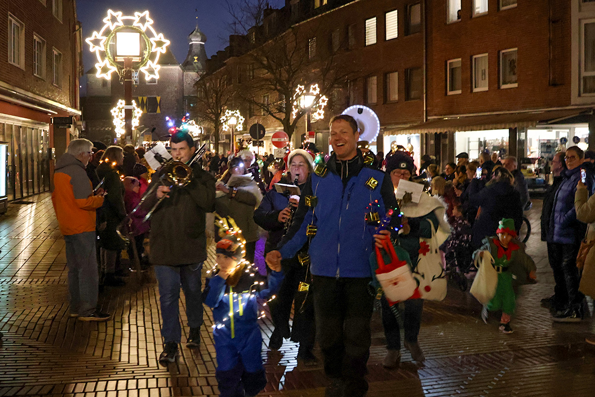 Impression 27 der Jülicher Weihnachtsparade 2025