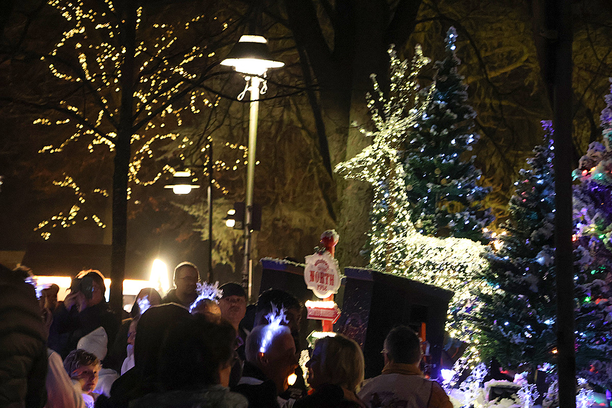 Impression 46 der Jülicher Weihnachtsparade 2025
